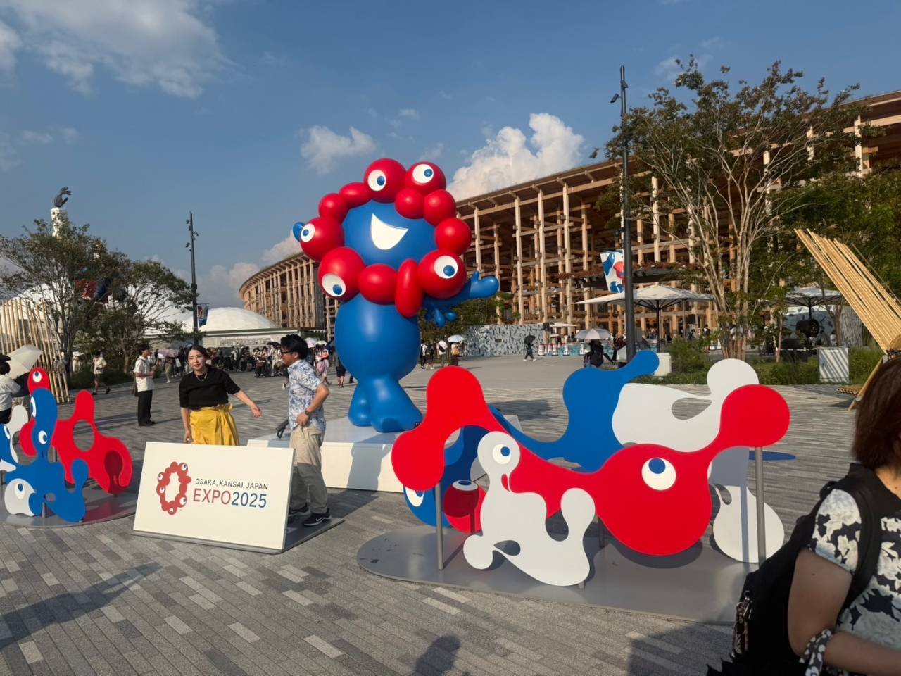 死海の塩・スパスタッフとして活躍【大阪万博・ヨルダン館】